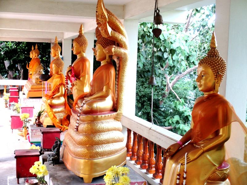 Belles statues de Bouddhas