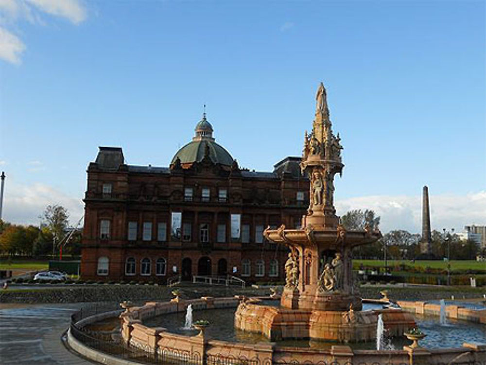 Aux gloires de l'Empire Britanique, Glasgow