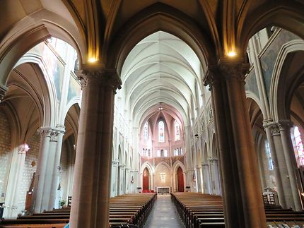 La nef Église Saint-Joseph-Artisan