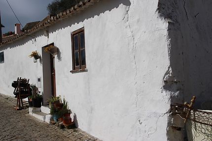 Maison blanche d'Ocedeixe en Algarve