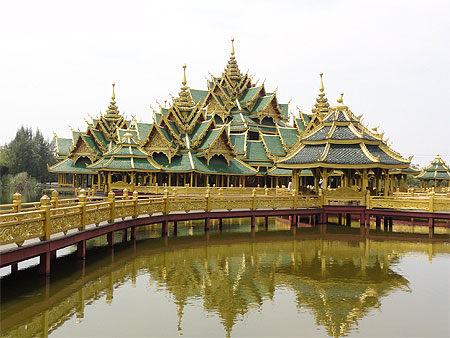 Ancient city - Pavillon of the Enlightened Ancient city - Pavillon of the Enlightened