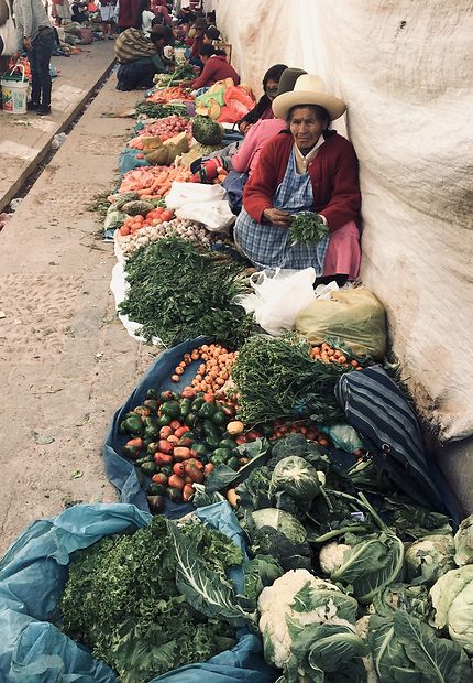Dia de mercado à Cuzco, Pérou