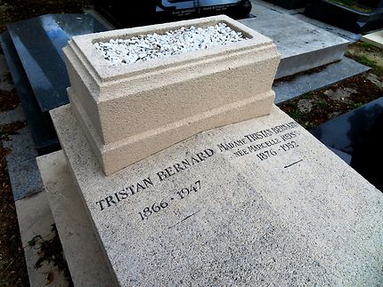 Tombe de Tristan Bernard