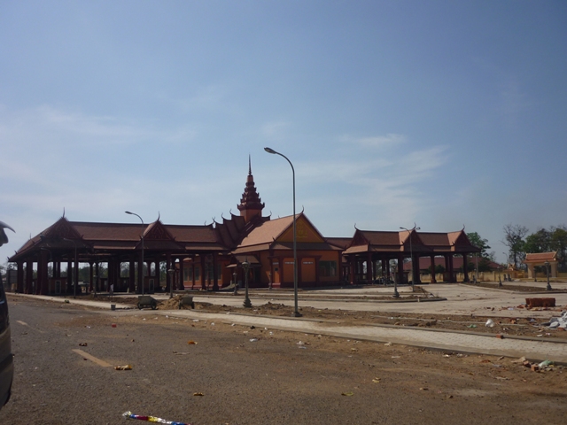 Nouveau poste frontière avec le Laos Nouveau poste frontière avec le Laos