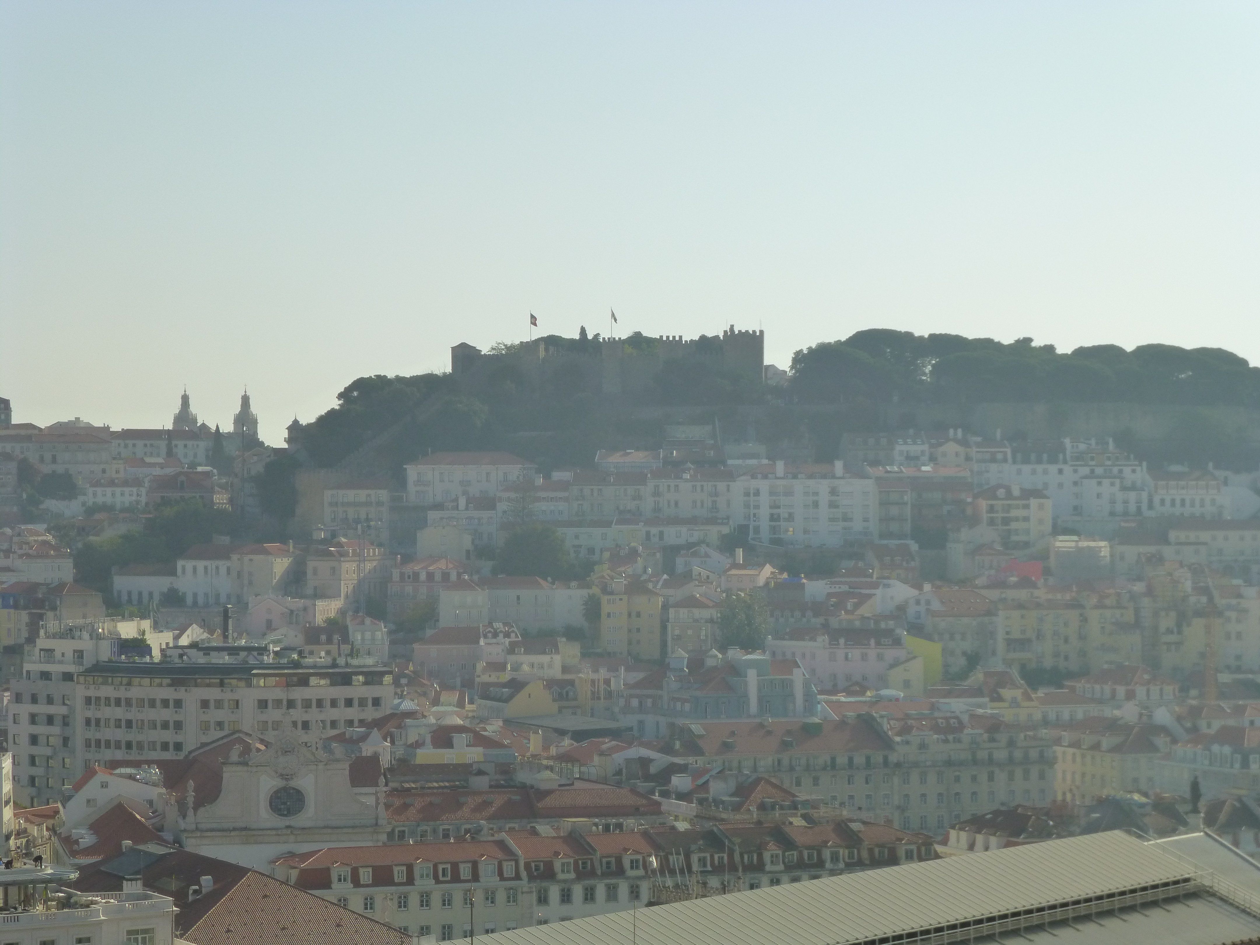 Vue sur le Castello, Lisbonne