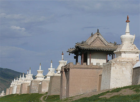 Enceinte du monastère Erdene Zuu