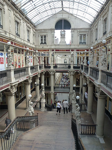 Le passage Pommeraye à Nantes Le passage Pommeraye à Nantes