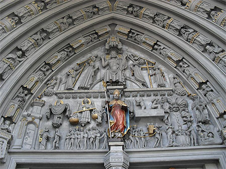 Tympan de la cathédrale Tympan de la cathédrale