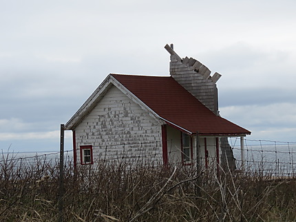 Maison abandonnée à Cap-des-Rosiers