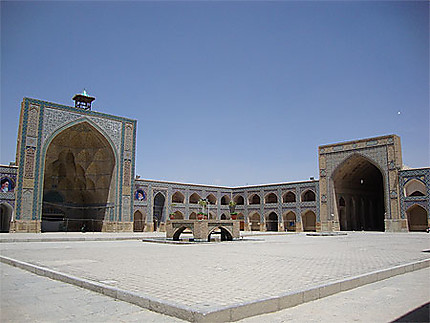 Cour de la mosquée du Jameh