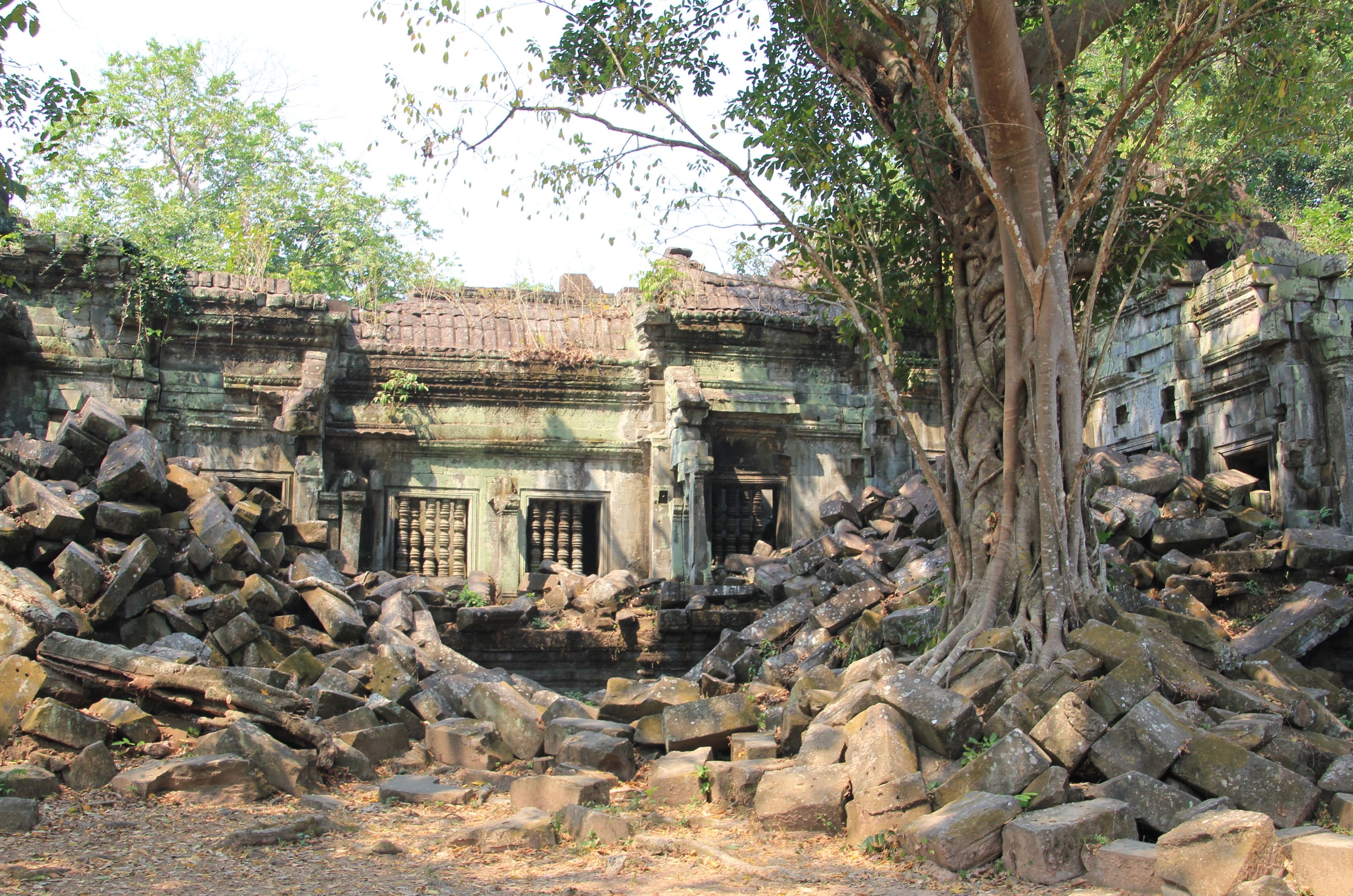 Temples écroulé