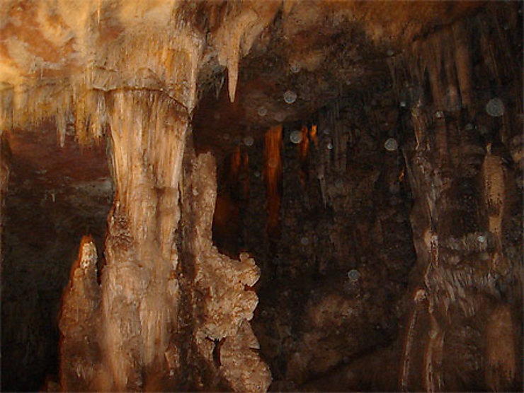 Grottes de Aïn Fezza