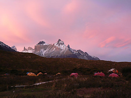 Coucher de soleil  sur les Cernos del Paine