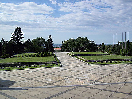 Slavin : le cimetière soviétique