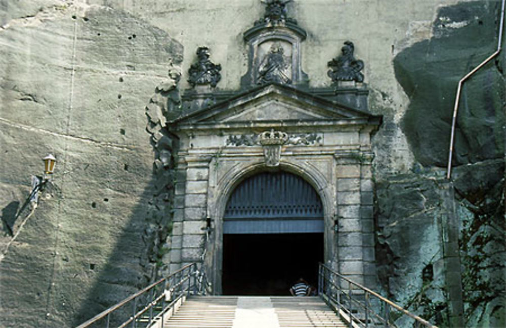 Le pont-levis de la forteresse de Königstein
