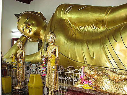 Bouddha couché de Nakhon Pathom