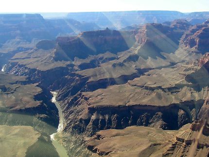 Grand Canyon vu d'hélicoptère 