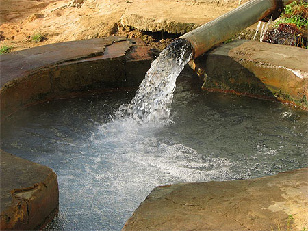 Source d'eau chaude Source d'eau chaude