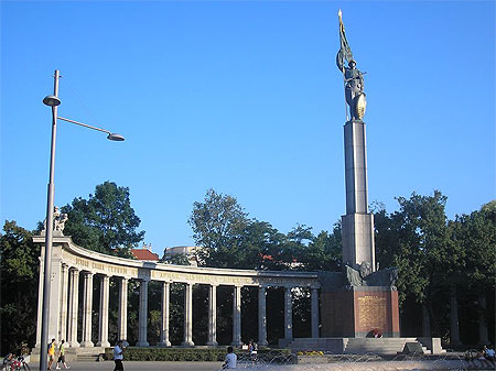 Monument à l'Armée Rouge Monument à l'Armée Rouge