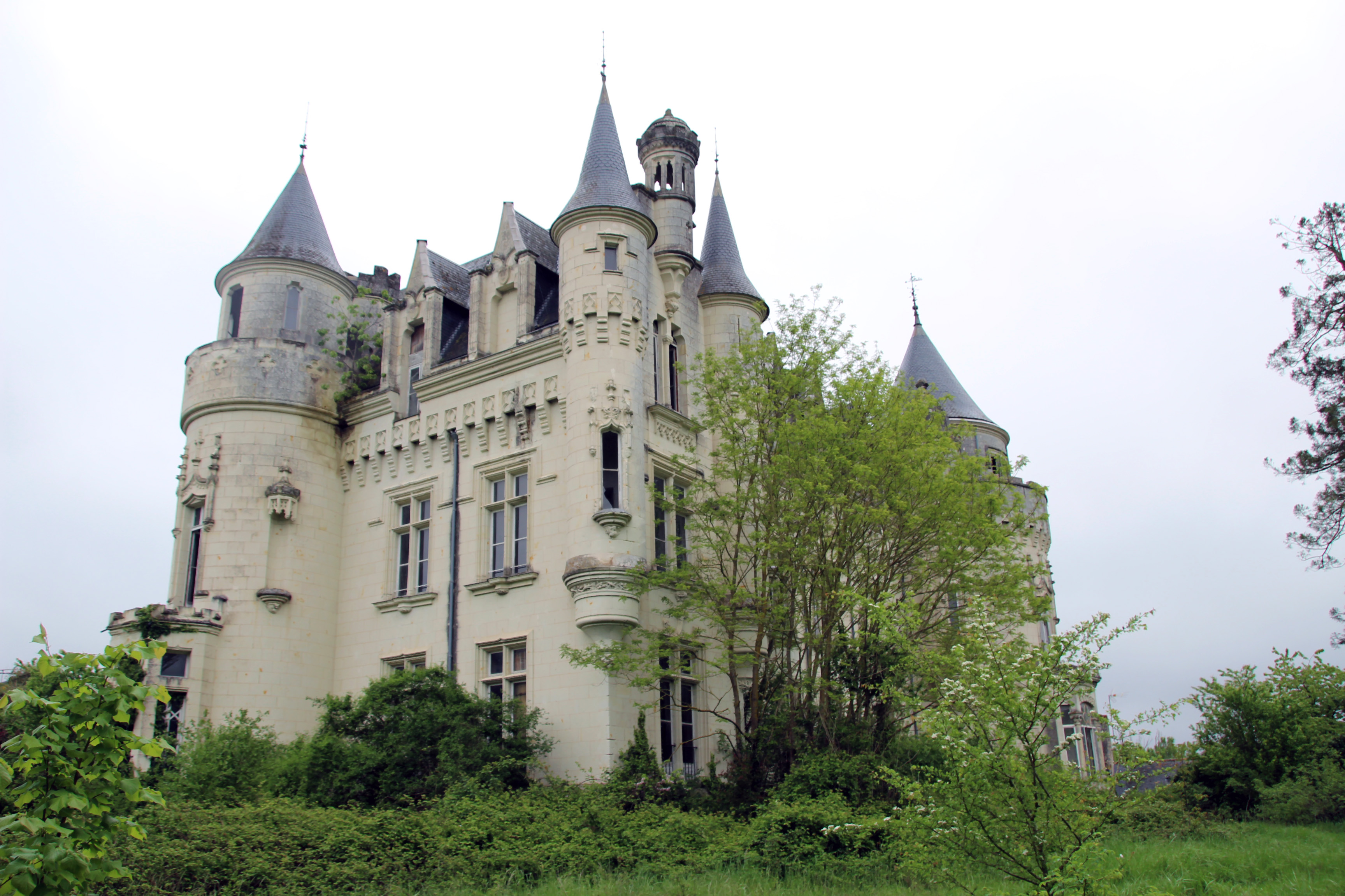 Château de Grandfond : Châteaux : Brézé : Maine-et-Loire : Pays de la Loire  : Routard.com