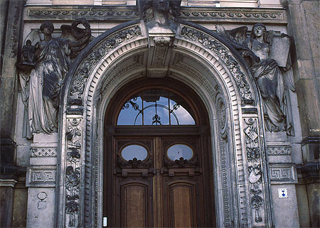 Une porte au "Residenzschloss" Une porte au "Residenzschloss"