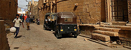 Scène de rue à Jaisalmer