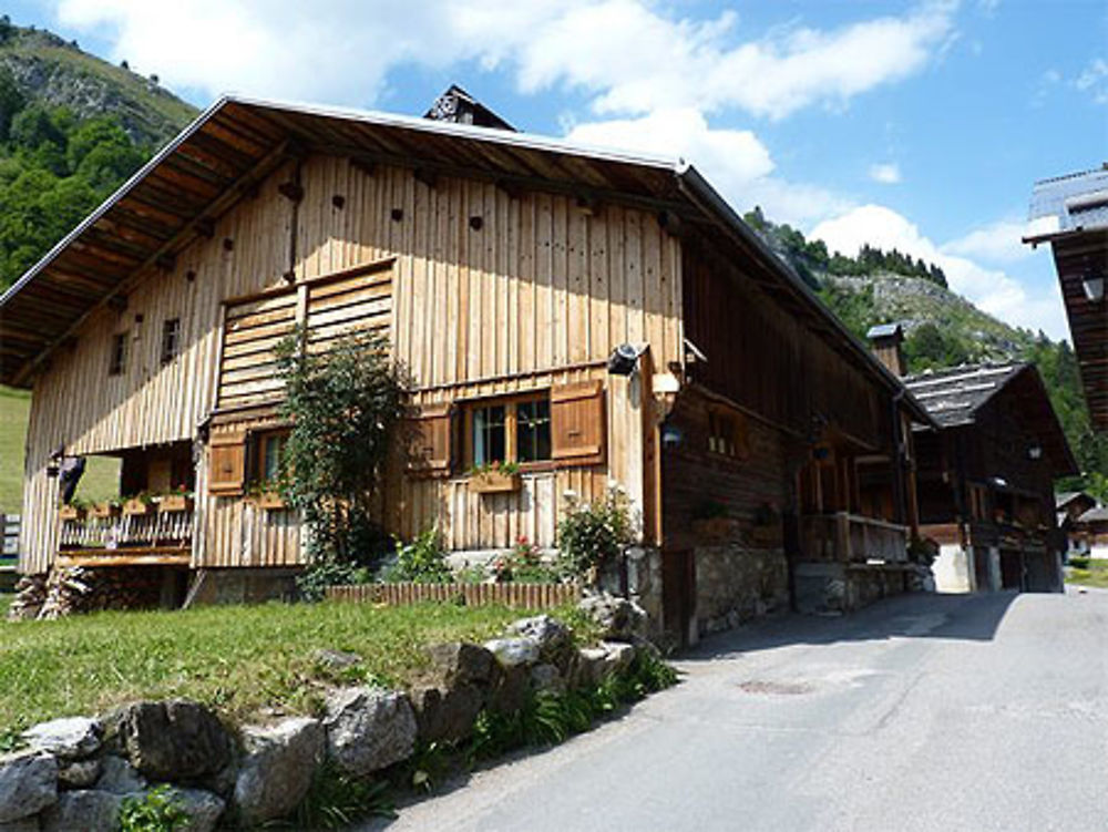 Vieux chalet au Chinaillon