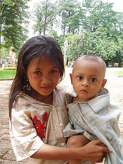 Enfants cambodgiens