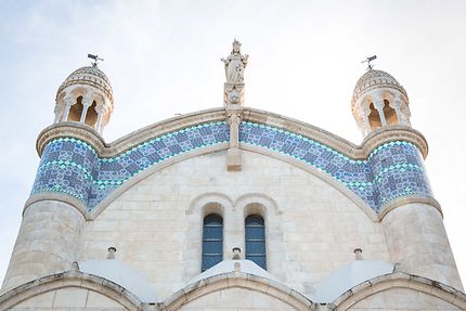 Alger - Façade de Notre-Dame d'Afrique