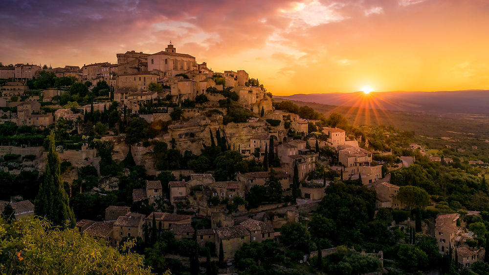 Petit matin à Gordes 