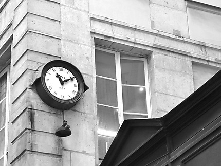 L'horloge de la rue Blondel (1825)