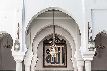 Mausolée Moulay Idriss II, arcades