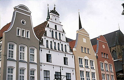 Vieilles maisons sur le Neuer Markt