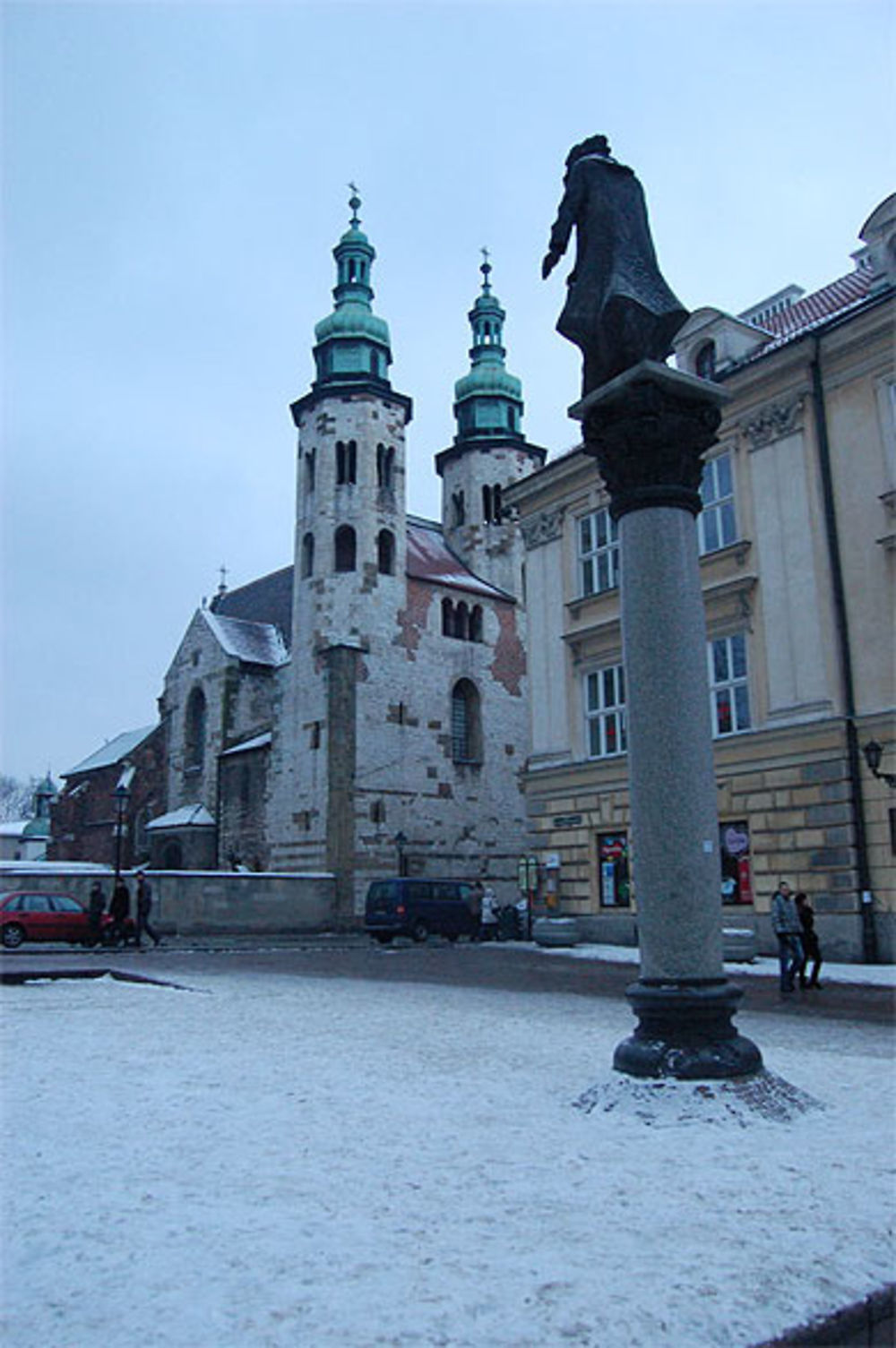 La place Sainte-Marie-Madeleine