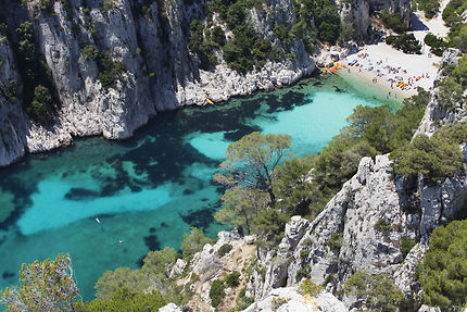 Les calanques de Marseille, un refuge entre ciel et mer