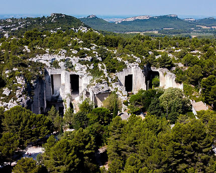 Photo aérienne des Carrières des Baux de Provence