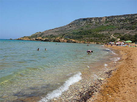Ramla Bay et son sable rouge Ramla Bay et son sable rouge