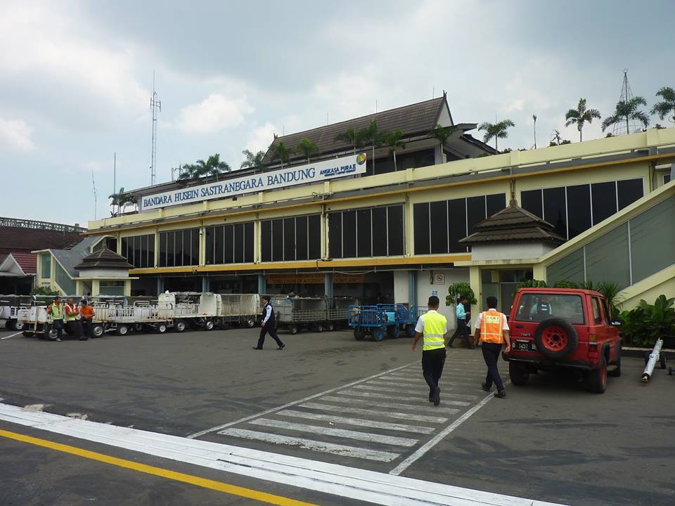 A roport de Bandung Transport Bandung Java 