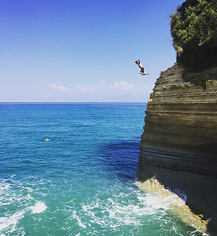 Cliff diving in Greece 