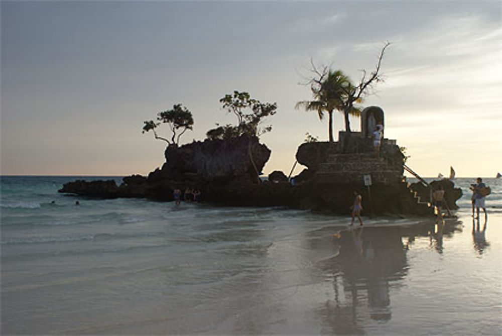 Plage de sable blanc, Boracay