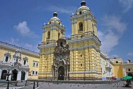 Eglise San Francisco à Lima