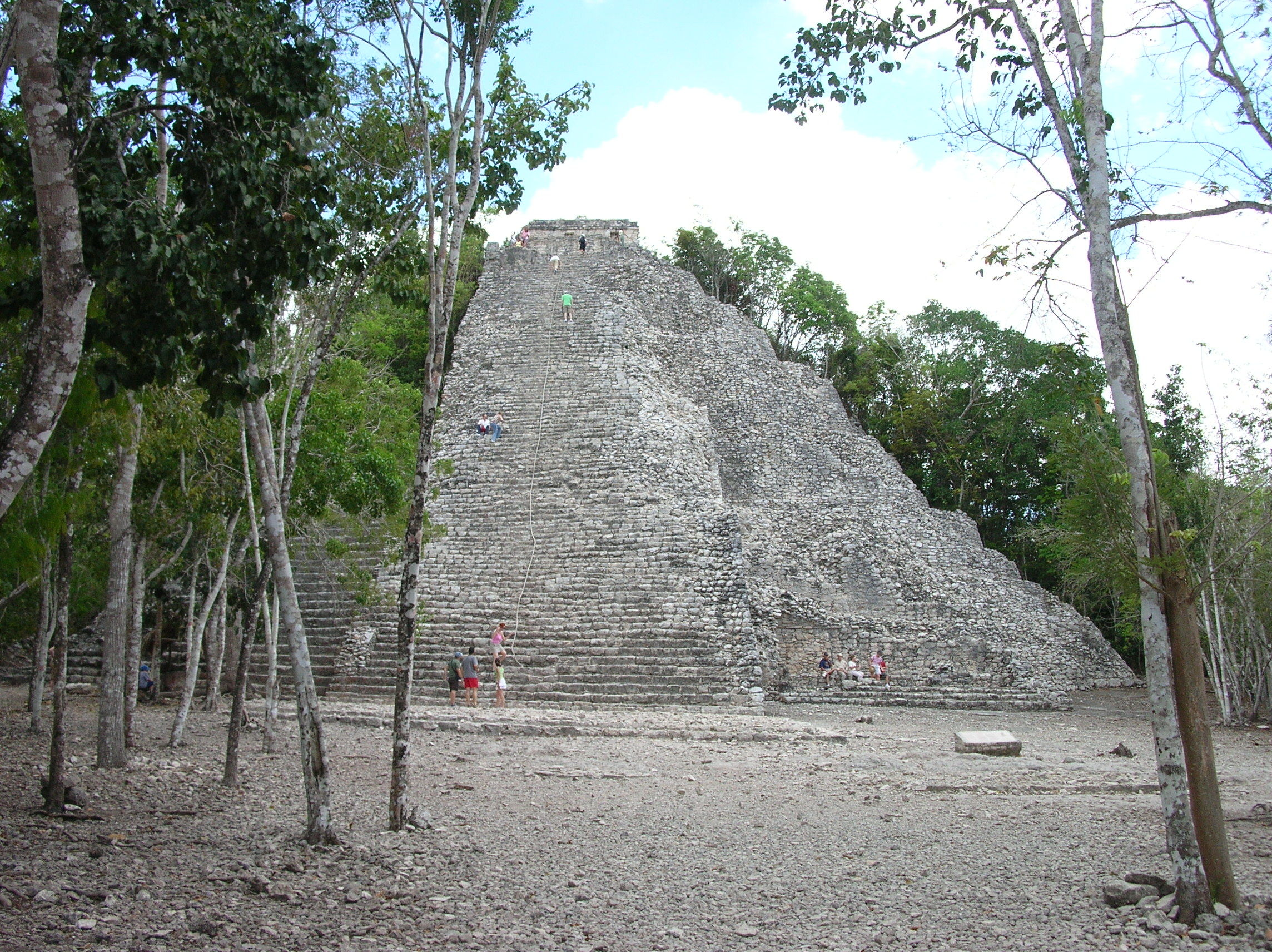 Cobá et pyramide Nohoch Mul, Mexique