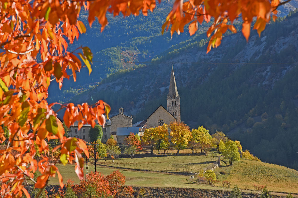 Village d'Ubaye en automne