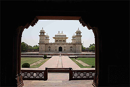 Baby Taj : Mausolée d'Itimah-ud-Daulah (Baby Taj) : Agra ...