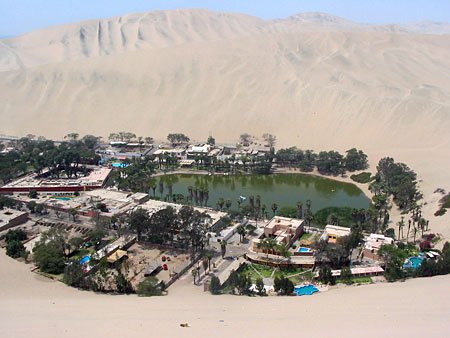 Laguna de Huacachina Laguna de Huacachina