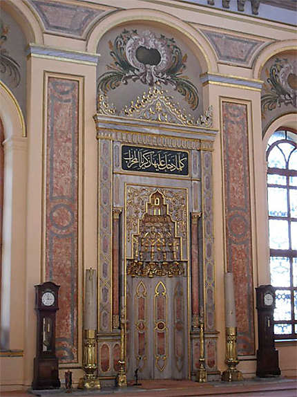 Dolmabahçe Camii