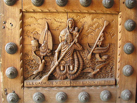 Panneaux de porte, cathédrale de Copacabana Panneaux de porte, cathédrale de Copacabana