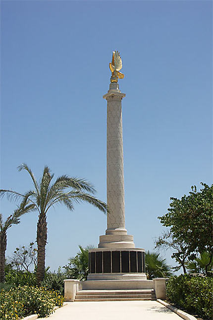 La Valette - Statue