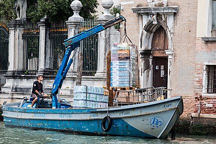 Venise - Transport de marchandises