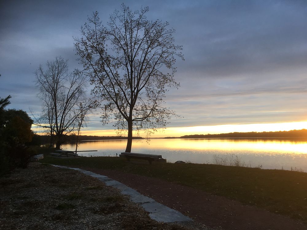 Lever du soleil de la Pointe-Gatineau 